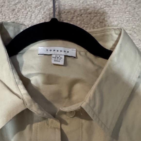 Topshop Tops - Topshop women’s Beige Button Down Shirt